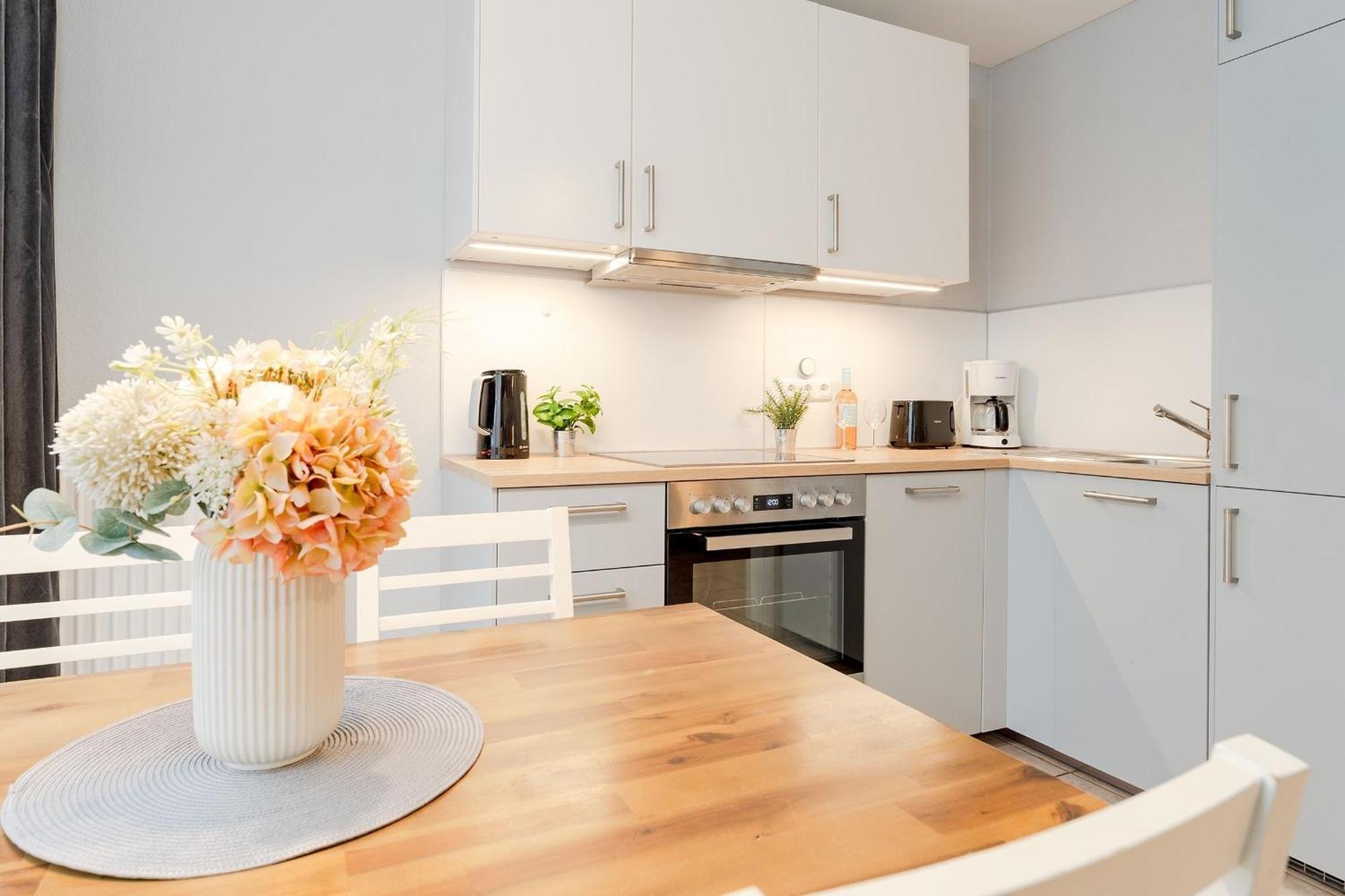 Seestrasse 43 Wohnung 7 샬베우츠 외부 사진
